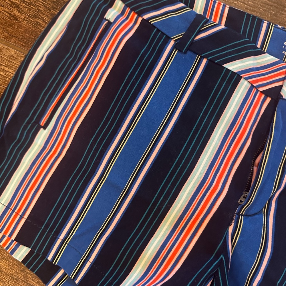 a.n.a. Vibrant Striped High Waist Women's Shorts - Picture 3 of 7